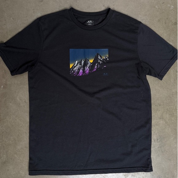 Oakley Hydrolix Mens Black Mountain Graphic Performance T-Shirt Size Medium - Picture 9 of 9